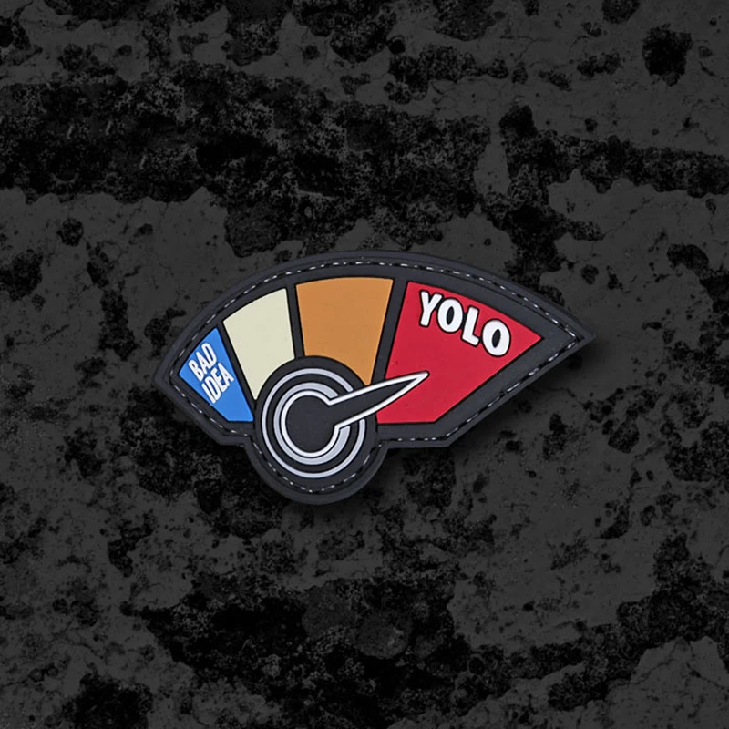 Плохая идея нашивка из ПВХ YOLO быстрая слишком короткая для одежды рюкзака