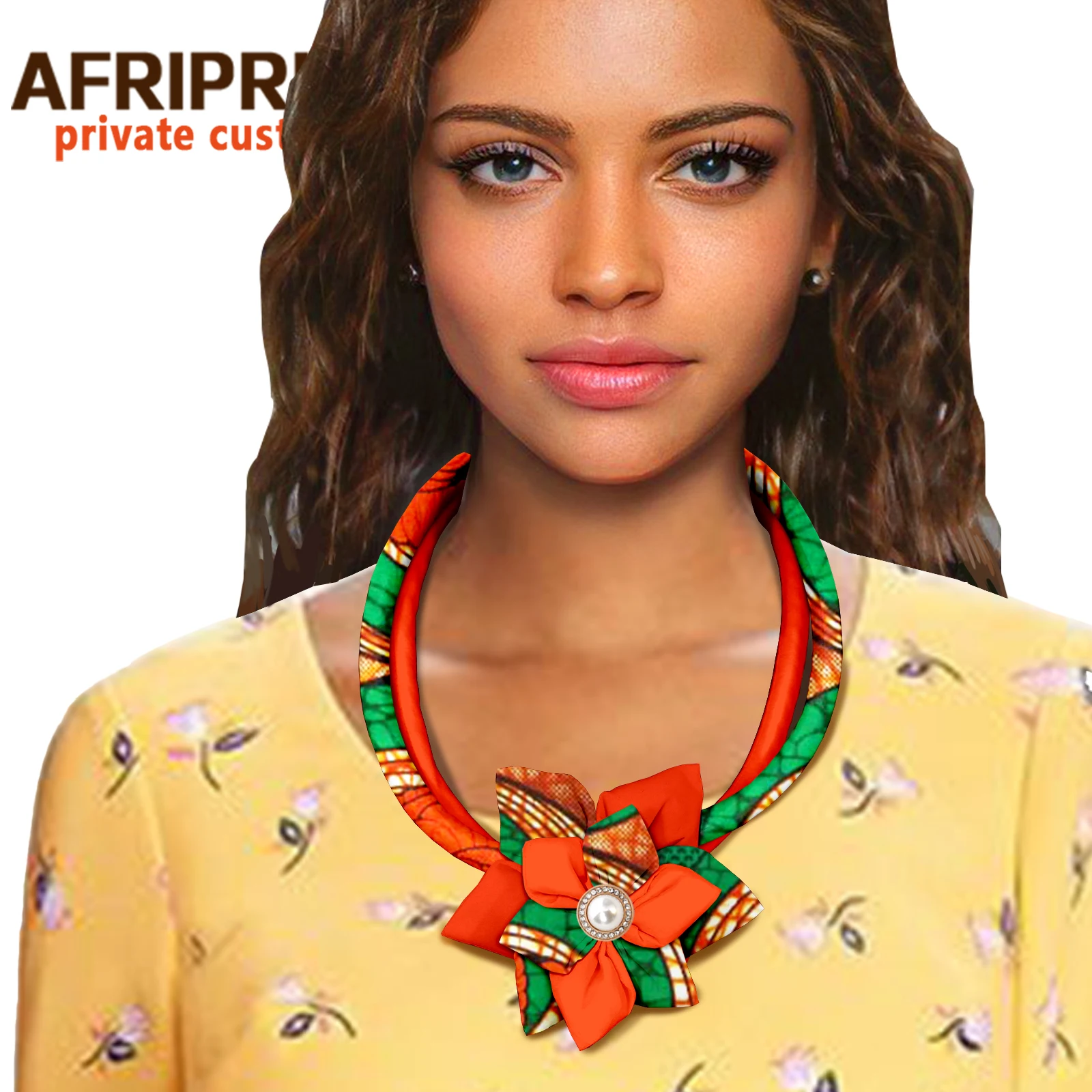 

Ожерелье женское в Африканском этническом стиле, ювелирное изделие с цветком и жемчугом, модное колье с принтом Анкары, воск и батик, Подаро...