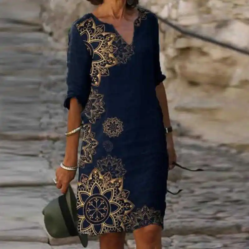 

Printing of vintage women's dress with in a sleeve line dressed as casual 2021 fashion female spring loosely