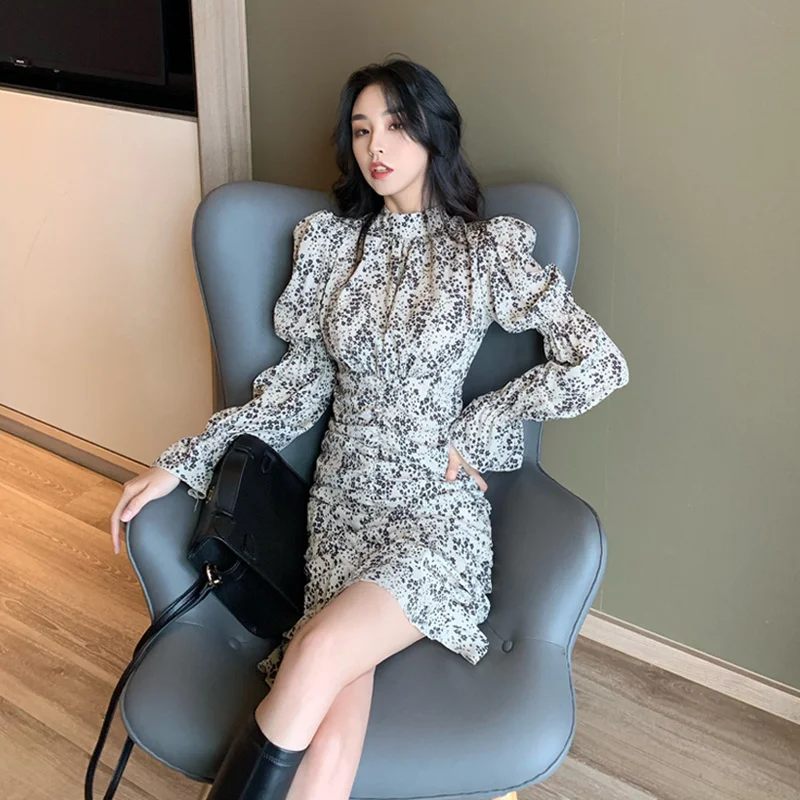 

Vintage Floral Slimming Dress Jum