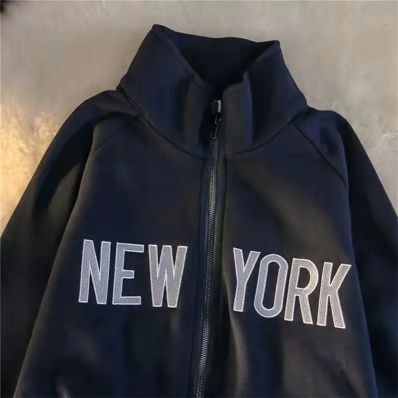 

Женская водолазка с длинным рукавом, с вышивкой NEW YORK
