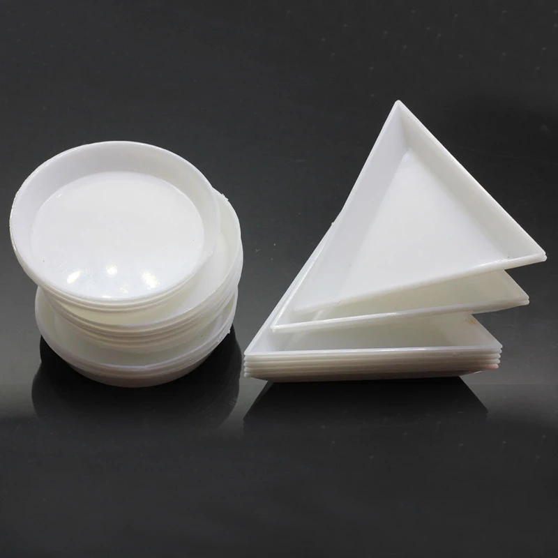 10 шт. круглые треугольные Пластиковые Стразы для ногтевого дизайна лоток