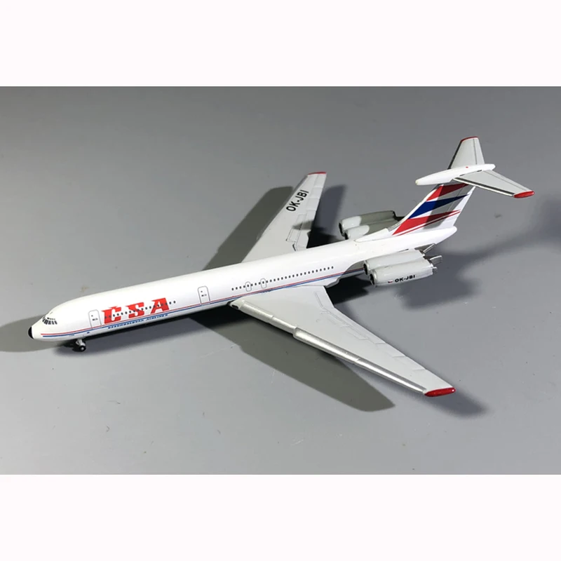 Изысканные 1:500 чешские авиации il-62 il-62m с трёхмерными чертёжами ОК-jbi |
