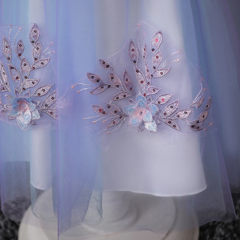 Шифоновое платье с аппликацией и вышивкой в античном стиле |