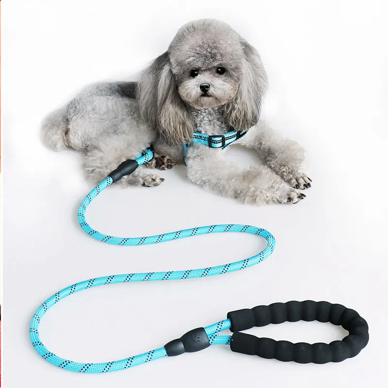 Strong Dog Leash with Comfortable Padded Handle and Highly Reflective Threads 1.2M/1.5M Leashes for Small Large Dogs | Дом и сад