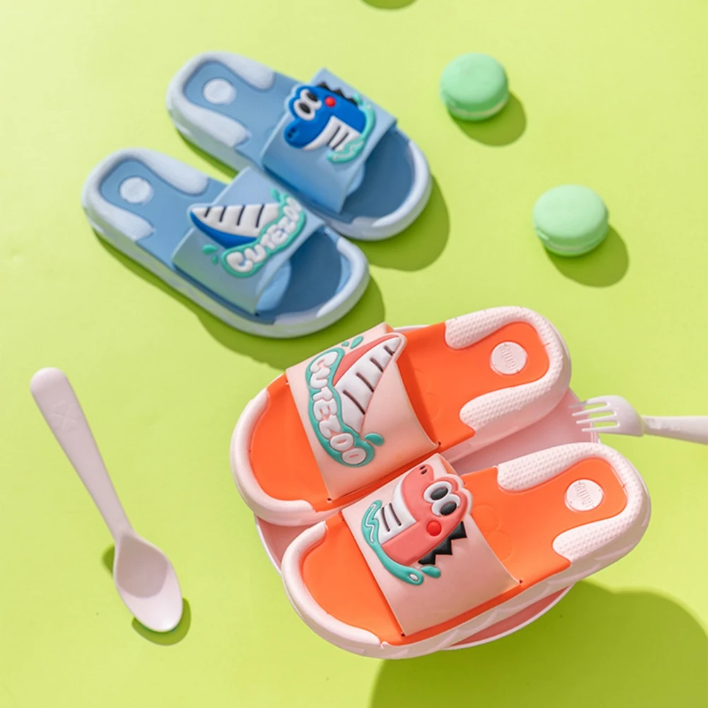 

Summer Children Kids Slippers Cute Dinosaur Slippers Bathroom Non-slip Outdoor Toddler Beach Shoes Flat Soft Sandals