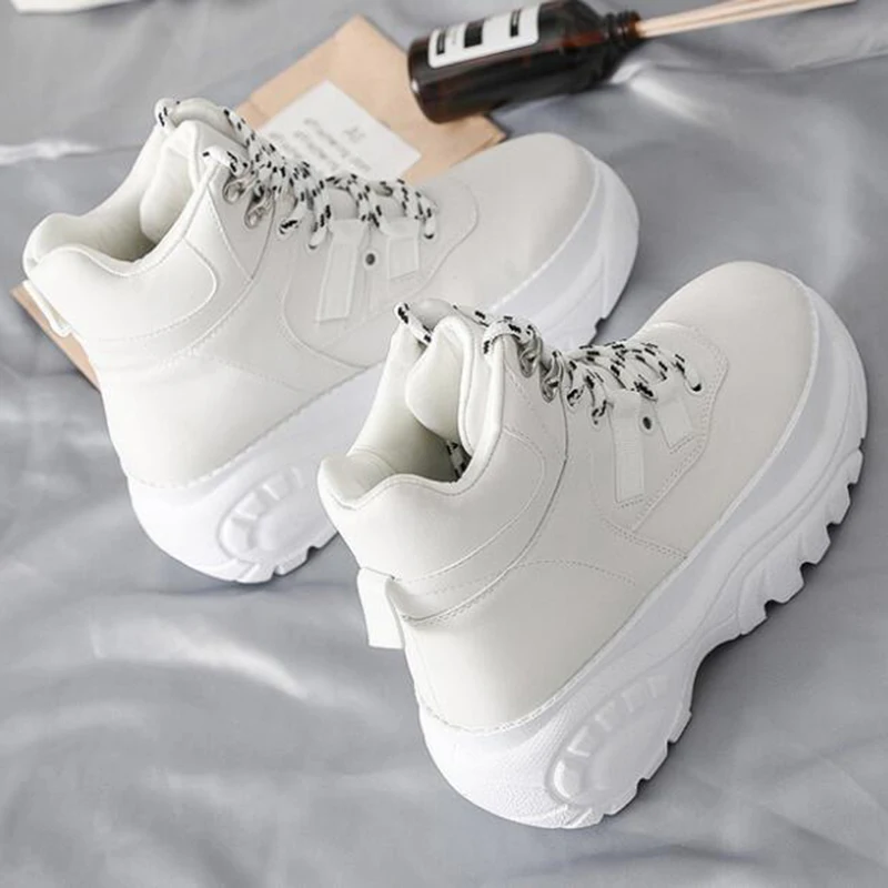 Женские кроссовки осенняя модная повседневная обувь женская Удобная дышащая на