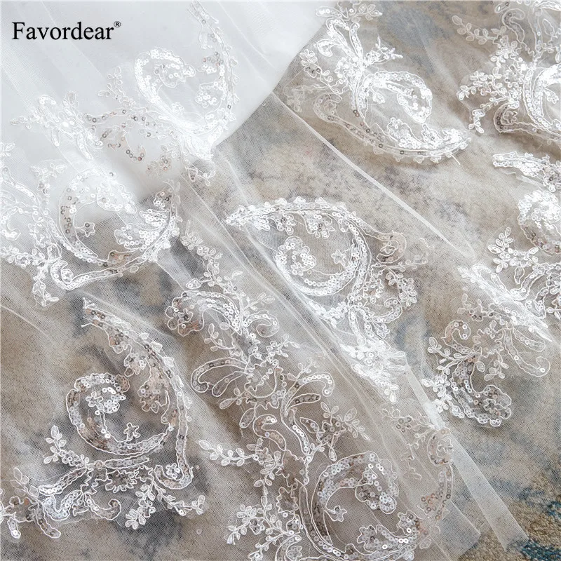 

Favordear White/Ivory Lace Applique Wedding Dress 2019 Vestido De Noiva Sequin See Through Back Long Train Bridal Dress