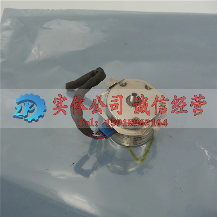 

SRM50-HFA0-K01 ENCODER MOTOR FEEDBACK 7-12VDC 1034118 SRM50HFA0K01