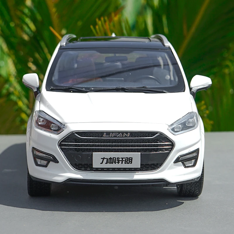 Оригинальная 1:18 литая Миниатюрная модель Lifan MPV в масштабе с небольшим подарком