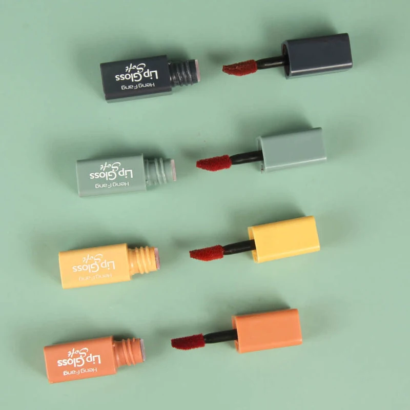 Набор матовых помад 4 цвета водостойкий стойкий блеск для губ бархатный пигмент