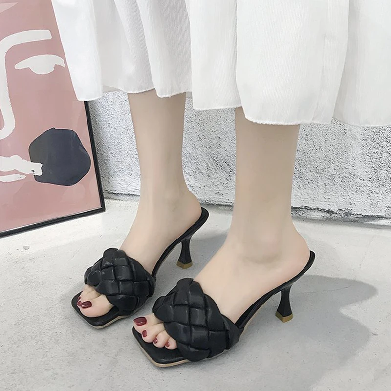

Dropshipping Woman Quality Leather Knit Slippers Casual Shoes Women Weave Slippers Square Head Open Toe High Heels Sandals