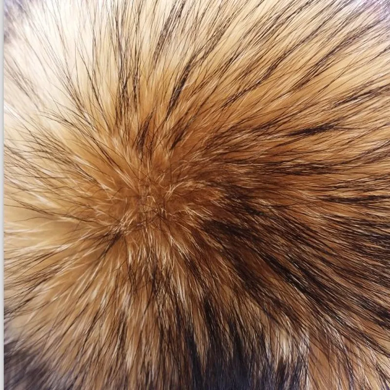 Женский короткий жилет из 100% натурального меха енота теплый 3 ряда Осень-зима 2019 |