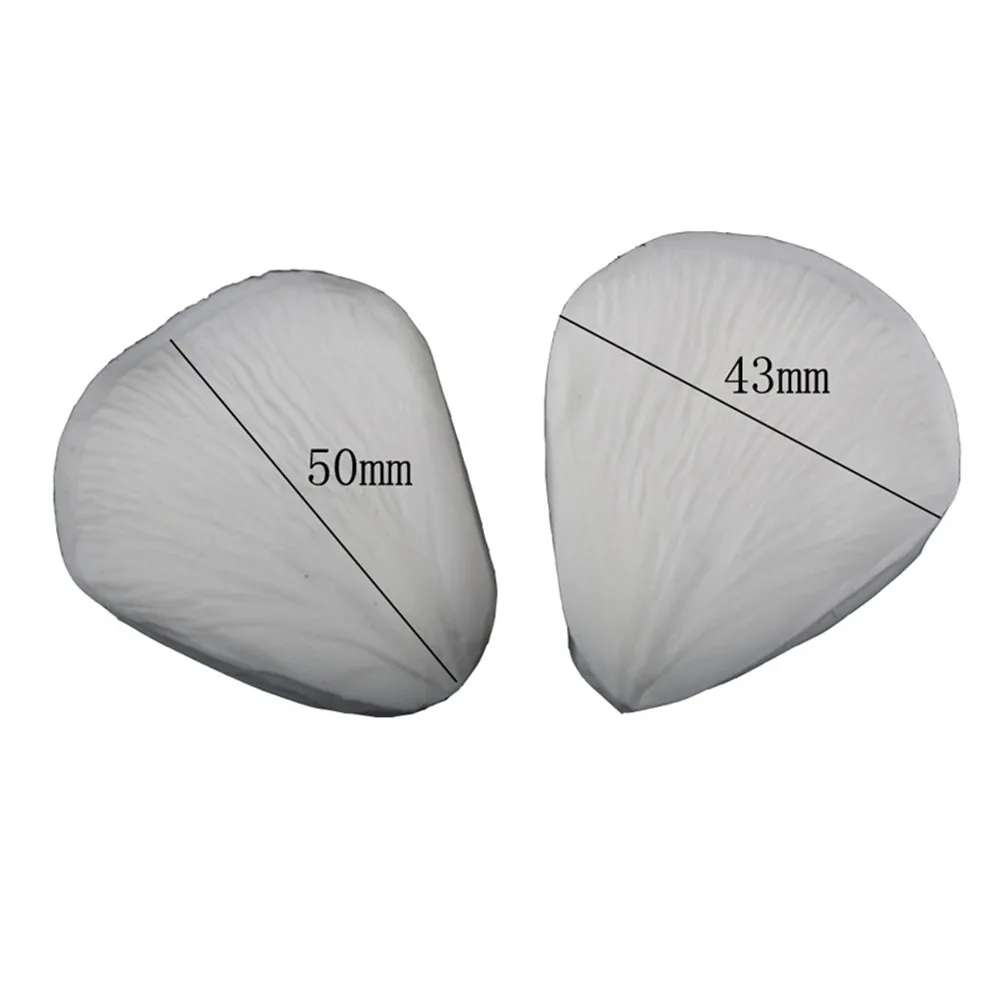 Формы из силиконовой глины имитируют узоры в виде цветов и яиц вены