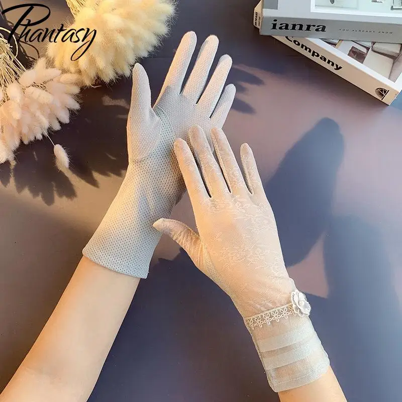 

Phantasy Summer Women Non-Slip Lace Gloves Fashion Sun Protection Accessories Floral Lace Hollow-Out Mittens Elegant Lady Gloves