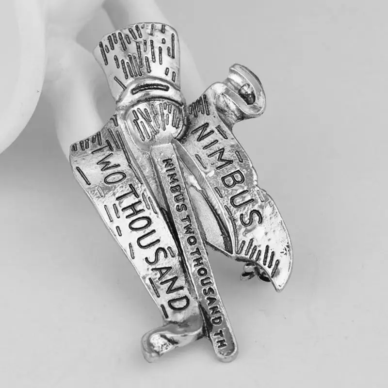 Брошь из фильма Квиддич Нимбус Две тысячи значок бронза винтажные серебряные булавки и броши для женщин ювелирные аксессуары