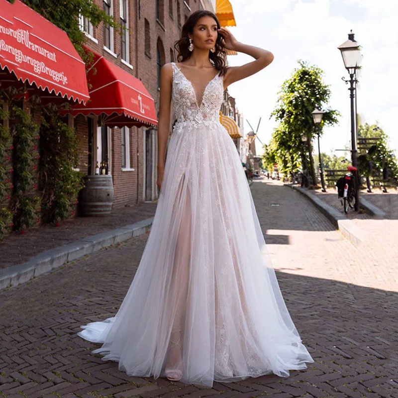

YILIBER Lace wedding dress v-neck retro beautiful wedding gown sleeveless 3d flower backless sequins custom made