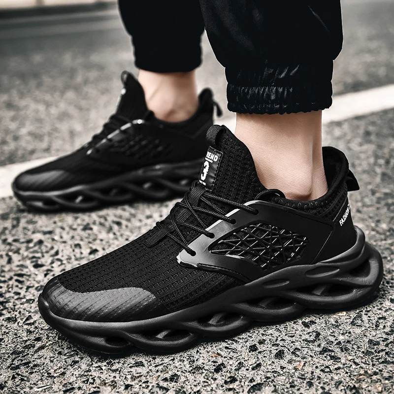 

YWYGMZ Men Casual Blade Shoes Fashion Breathable Light Mesh Sport Shoes Male Soft Sneakers Outdoor Walking Footwea
