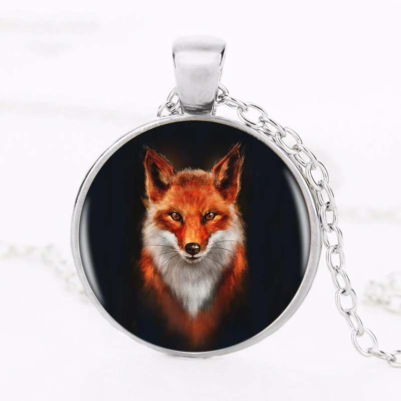 

Hot Sale Fox Logo Pendant Necklace Handmade Resin Vintage Cabochon Tibetan Round Chain Pendant Necklace Women Jewelry