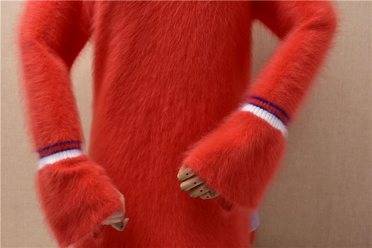 Женский пуловер из меха ангорки с длинными рукавами-фонариками и V-образным