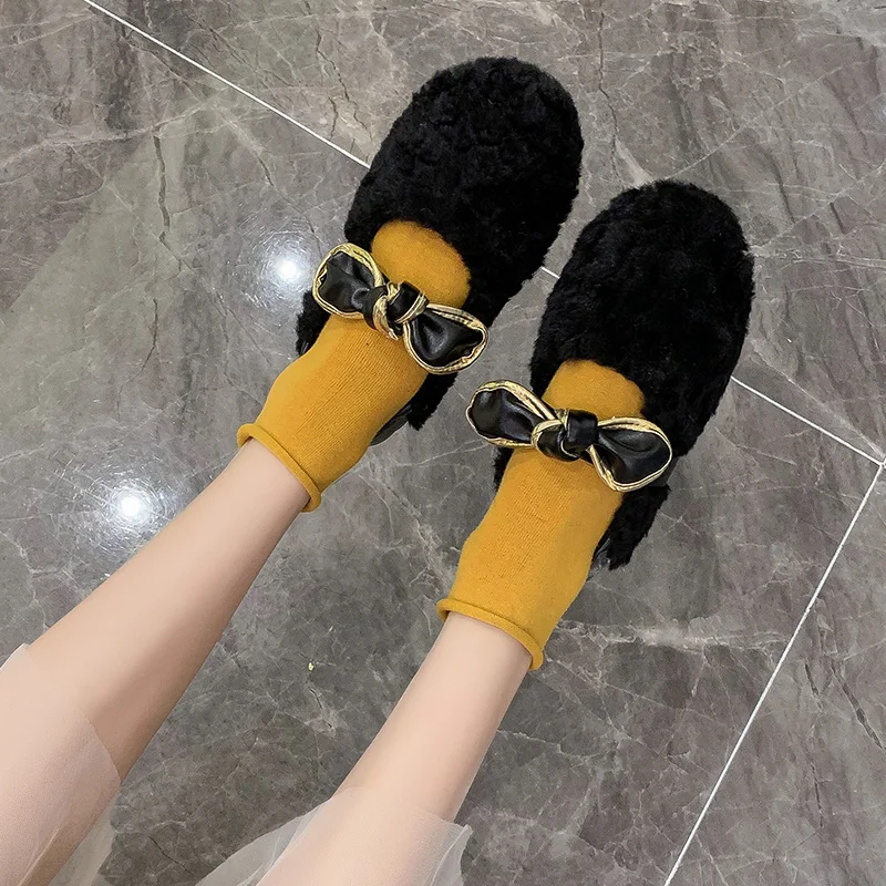 

Korean Shoes Women Round Toe Casual Female Sneakers Autumn Flats Loafers Fur 2021 Winter Moccasin Fall Dress New Metal Decoratio