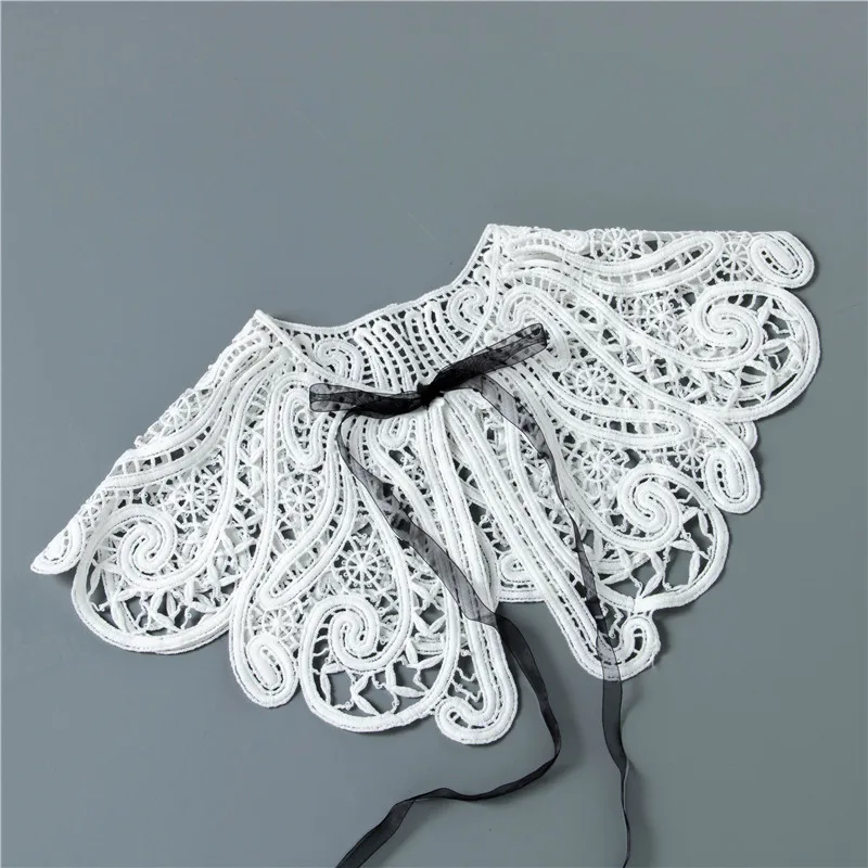 

2021 Floral Hollow Fake Collar Women Blouse Doll Collar Detachable Shirt False Collar Blouse Top Female Clothes Half-Shirt