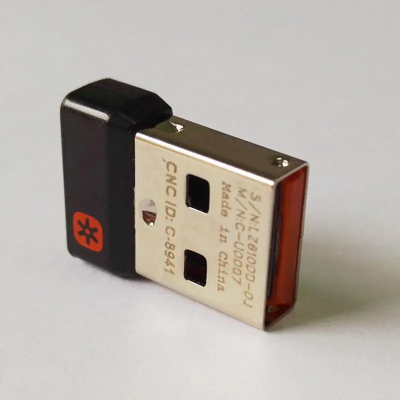 Оригинальный USB приемник Logitech для унификации мыши и клавиатуры может