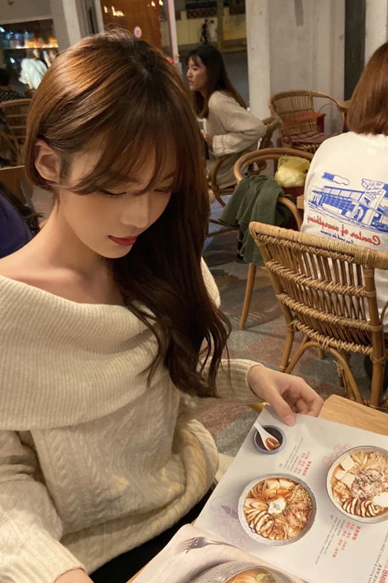 

One shoulder sweater women's 2020 new sexy the shoulder T-shirt