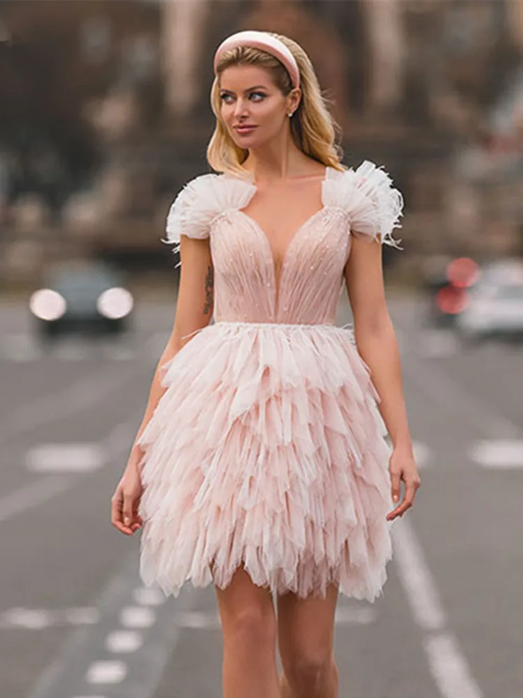 

Light Pink Short Mini Prom Dress Tiered Fuffles Tulle Cocktail Dresses Sexy Backless Sequined Evening Party Gowns