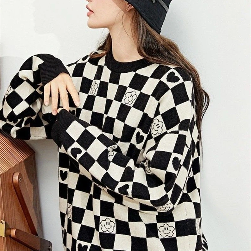 

White Black Plaid Cardigan For Women 2021 Autumn Winter Winter Clothes Sweater Knitted Korean Fashion Women's Vest Lazy Pullover