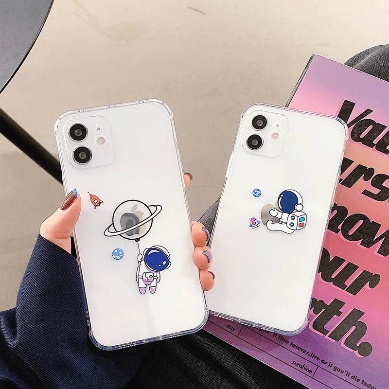 

Cute Cartoon Astronaut Transparent Phone Case For iPhone 13 Pro Max 12 11 X XS XR 7 8 Plus Funny Couple Soft Shockproof Cover