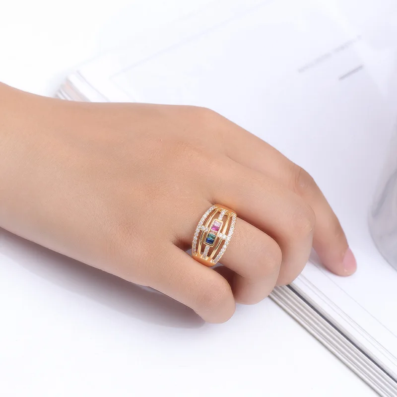 Женское кольцо Европейский 2019 Новое поступление Горячая продажа Радужное cz