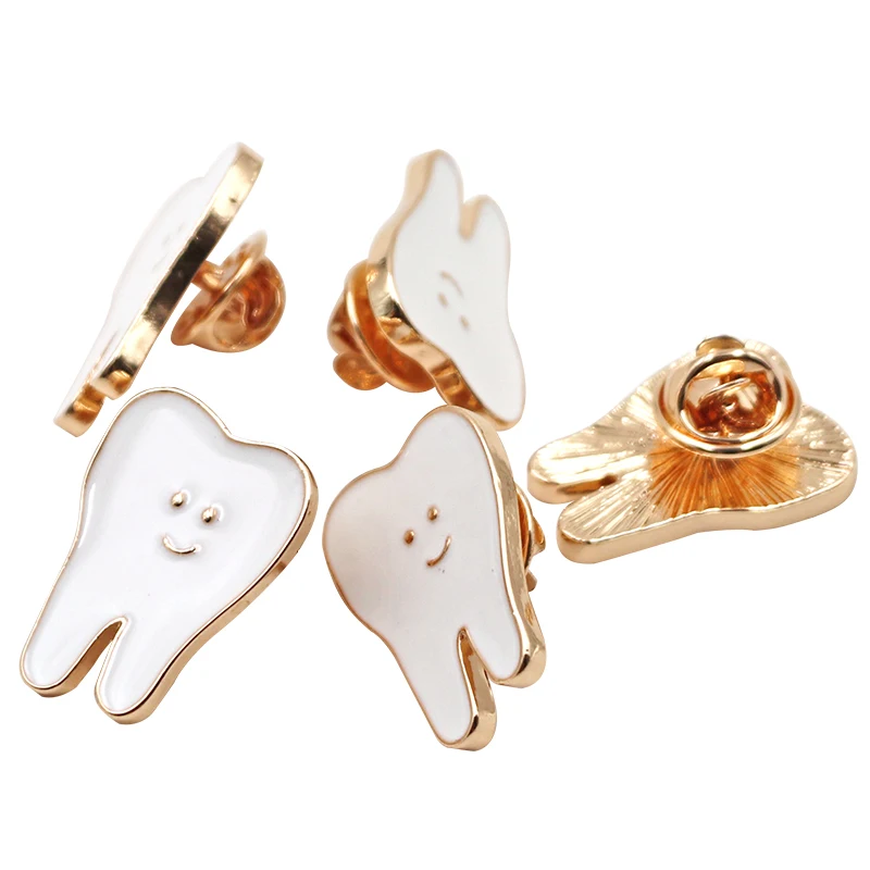 

Teeth Metal Brooch Cute Funny Cartoon Teeth Shape Badge Accessories for Dental Clinic Gifts