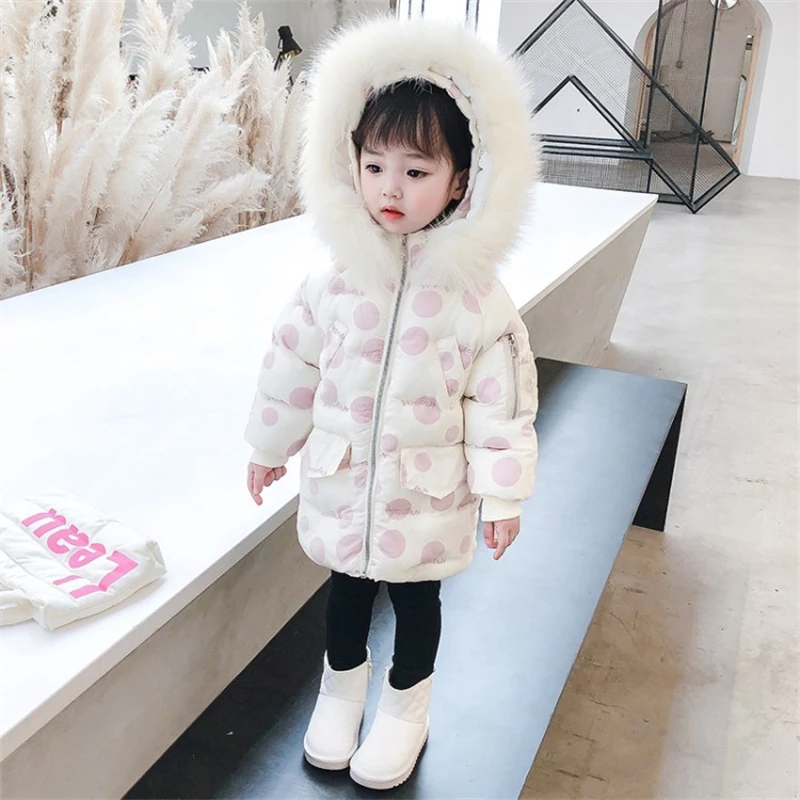 

Зимнее пальто для девочек