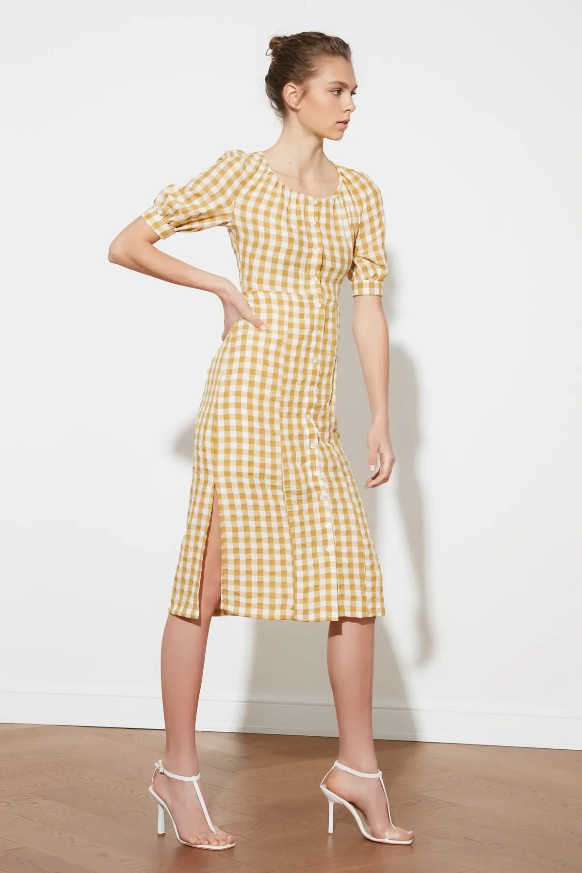 

Trendyol Slits Plaids Dress TWOSS21EL1566