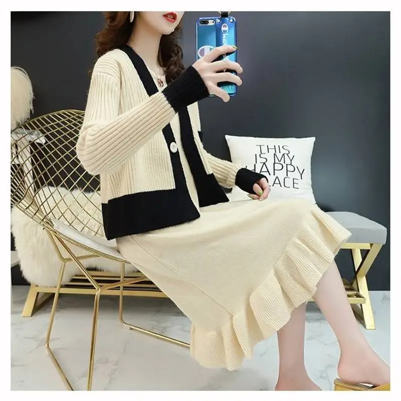 

Women 2019 Autumn Knitted Two Piece Set V-Neck Patchwork Cardigan + Vest Dress Set Female Tricot Dress Suit Ensemble Femme Z34