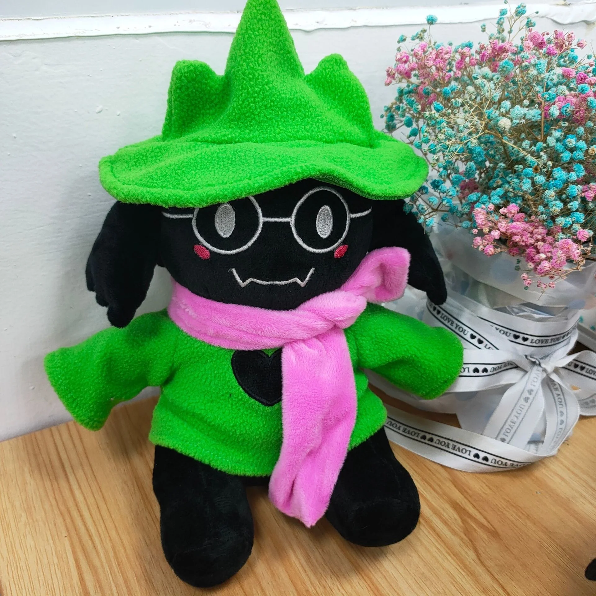 

Шарф Deltarune Ralsei, плюшевая нашивка, игрушка мультяшная Deltarune, глава 2, мягкая игрушка, Рождественский подарок на день рождения для детей, 25 см
