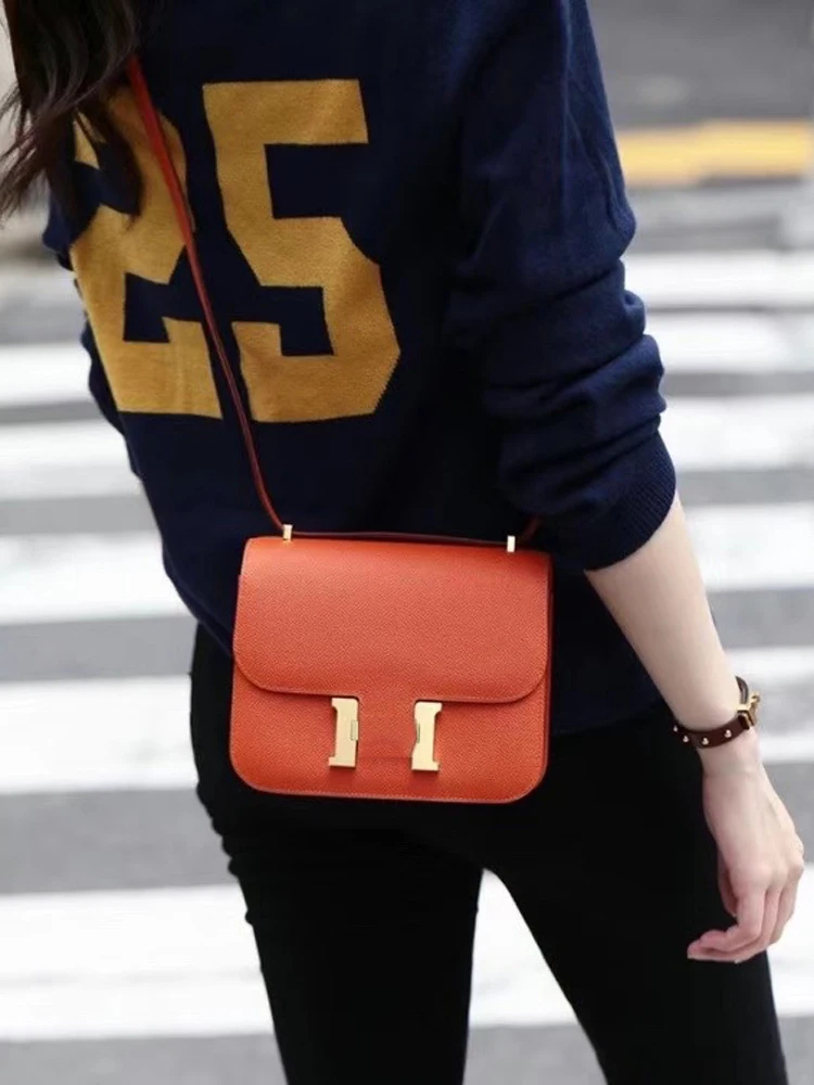 

2021 New Retro Tofu Bag Small Square Bag Messenger Bag Kangkang Bag Stewardess Bag Leather Small Bag