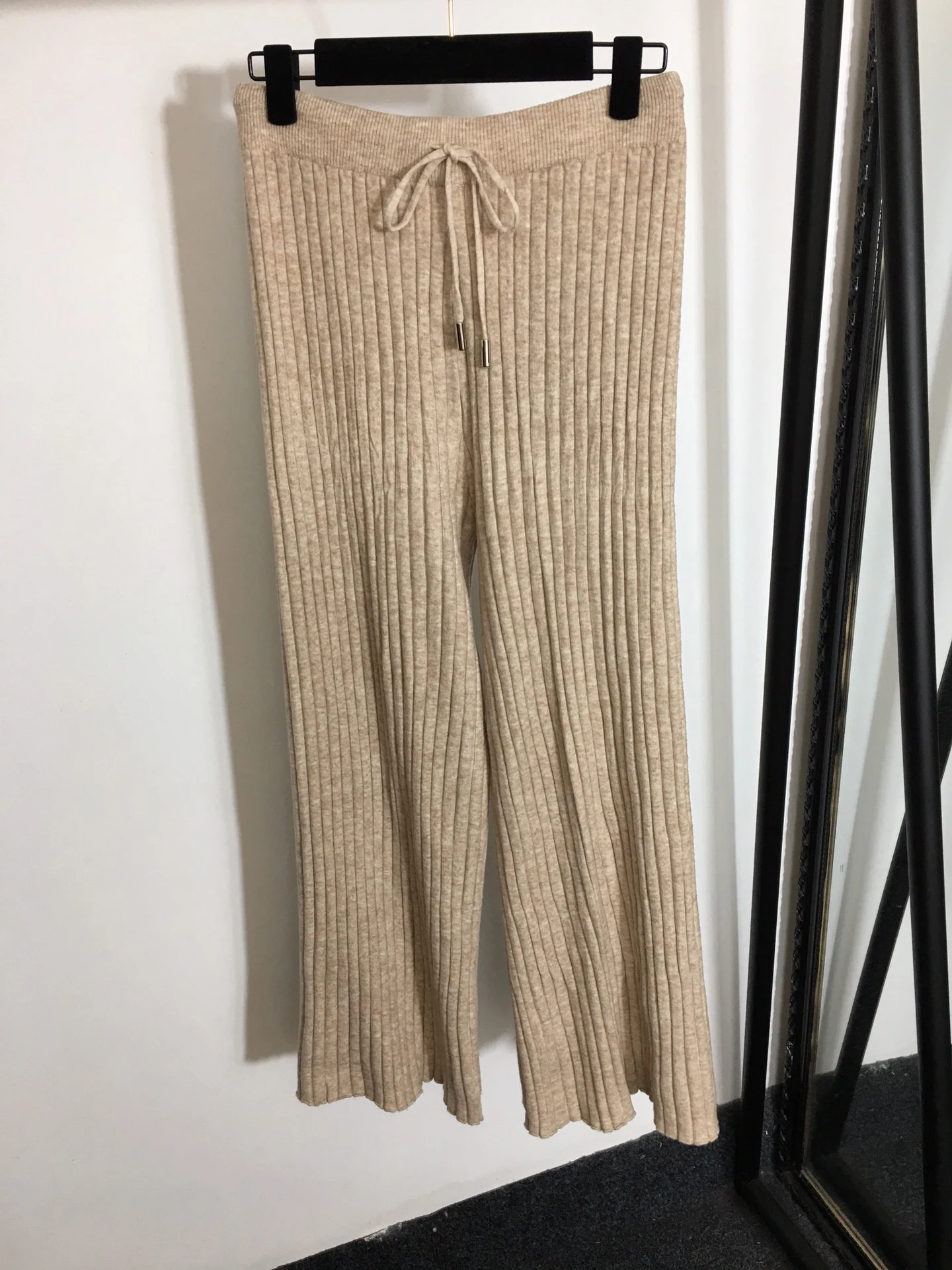 

High End Autumn Winter New Style Women High Neck Sleeveless + Long Cardigan + Elastic Waist Wide Leg Pants 3 Pcs Set