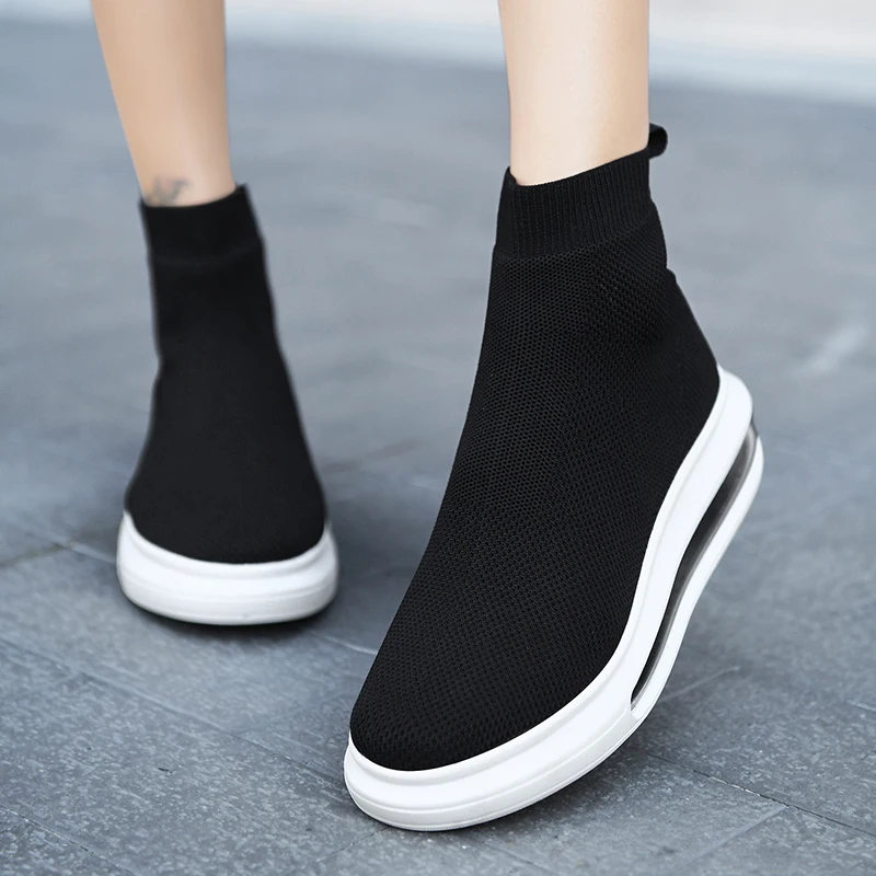 Женские кроссовки носки на плоской платформе сетчатые дышащие с воздушной