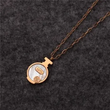 

Fashion Creative Perfume Bottle Jewelry, Ornamental Quality, All Match Fifth Avenue Perfume Bottle Titanium Steel Necklace N477