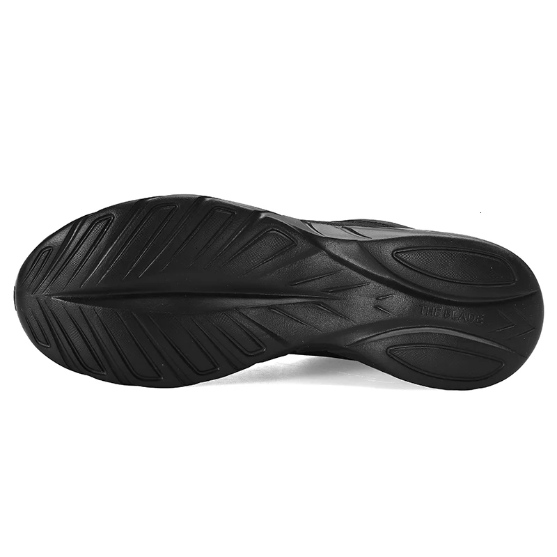 Мужские кроссовки с низкой светоотражающей подошвой для бега на осень и зиму