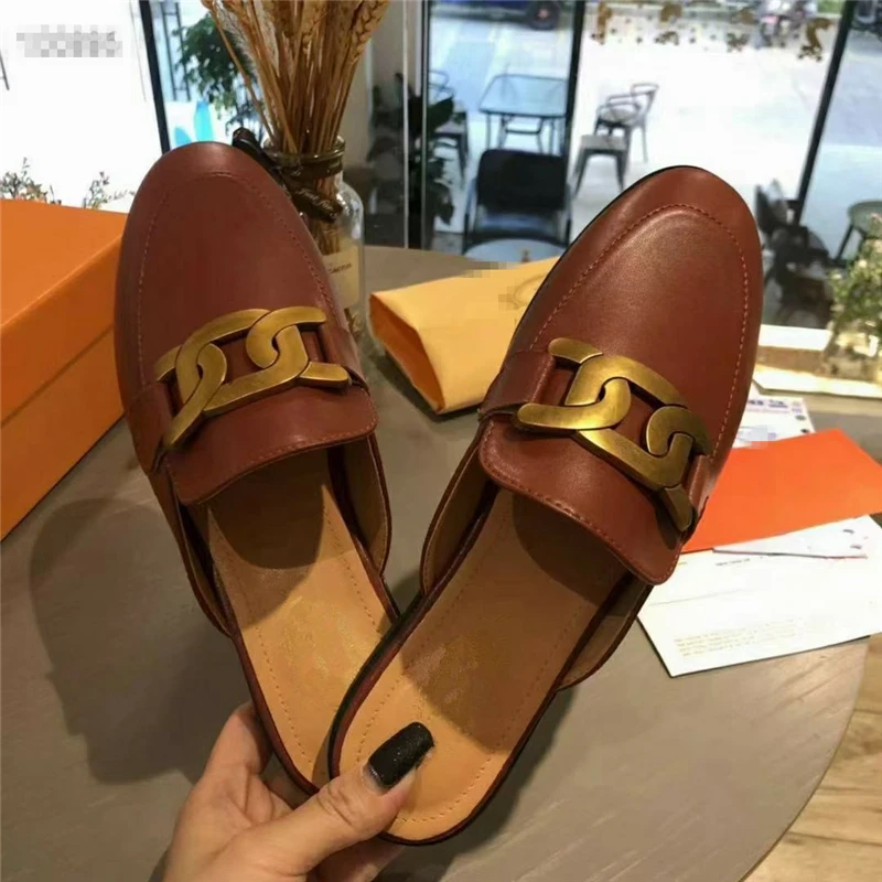 

2021 European and American Ladies Flat Slippers Metal Decorative Mules