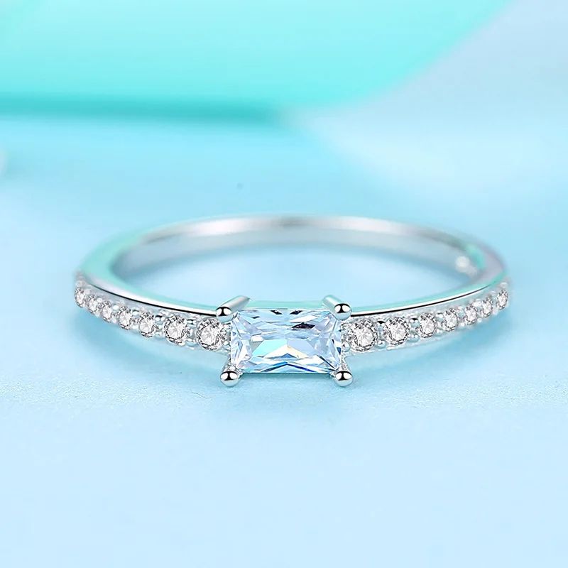 100% 925 Серебряное кольцо квадратном каблуке с украшением в виде кристаллов CZ