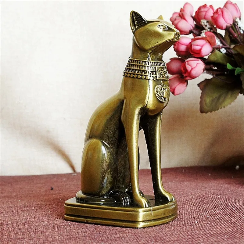 Древняя египетская статуя бастета Металлические ремесла Ретро фигурка Sekhmet кошки скульптура божества домашнее настольное украшение сувенир R2929