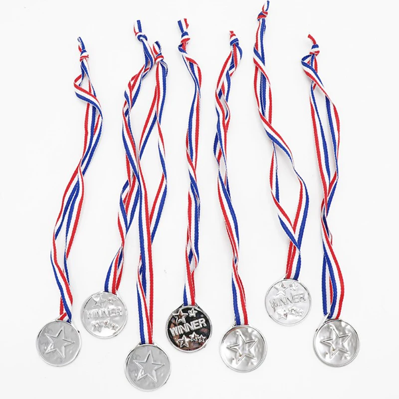 

1pcs Kids Children Gold Plastic Winners Medals Sports Day Party Bag Prize Awards Toys For Kids Party Fun Photo Props