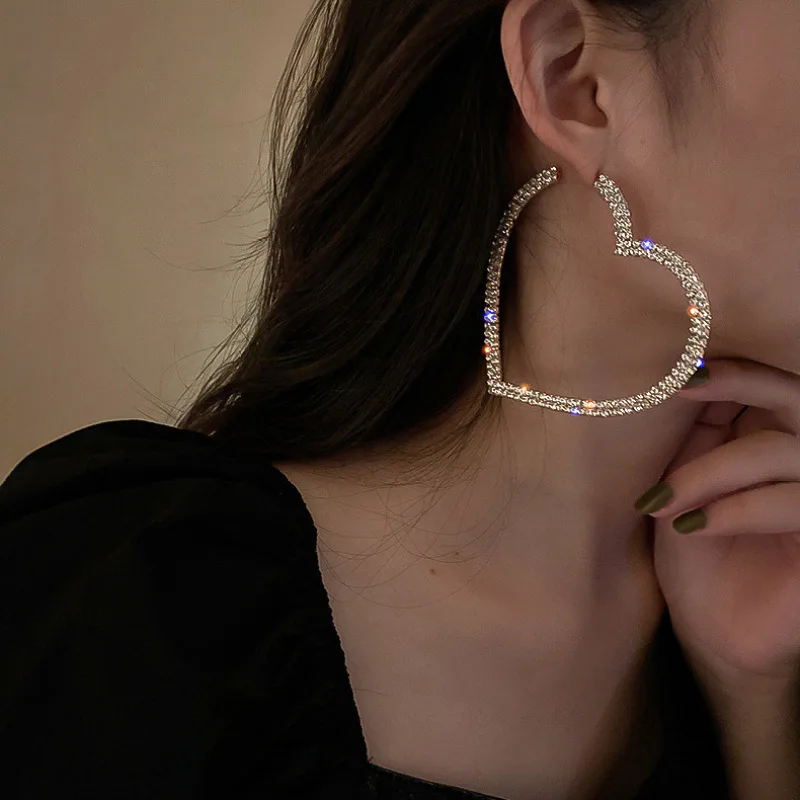 

Full Rhinestone Large Heart Shape Hoop Earrings for Women Gold Silver Color Geometric Earrings Statement Wedding Brides Jewelry