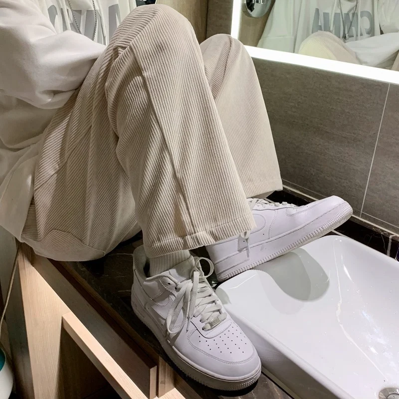 Брюки мужские вельветовые с высокой талией черные мягкие