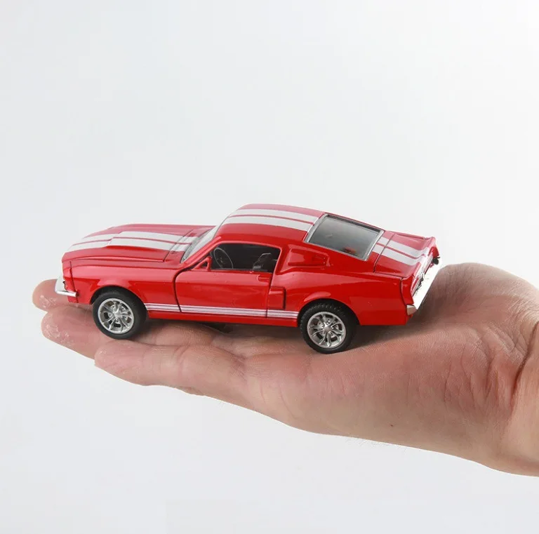 Новинка 2019 модель автомобиля Ford Mustang GT 1967 GT500 в масштабе 1:32 из сплава крутая