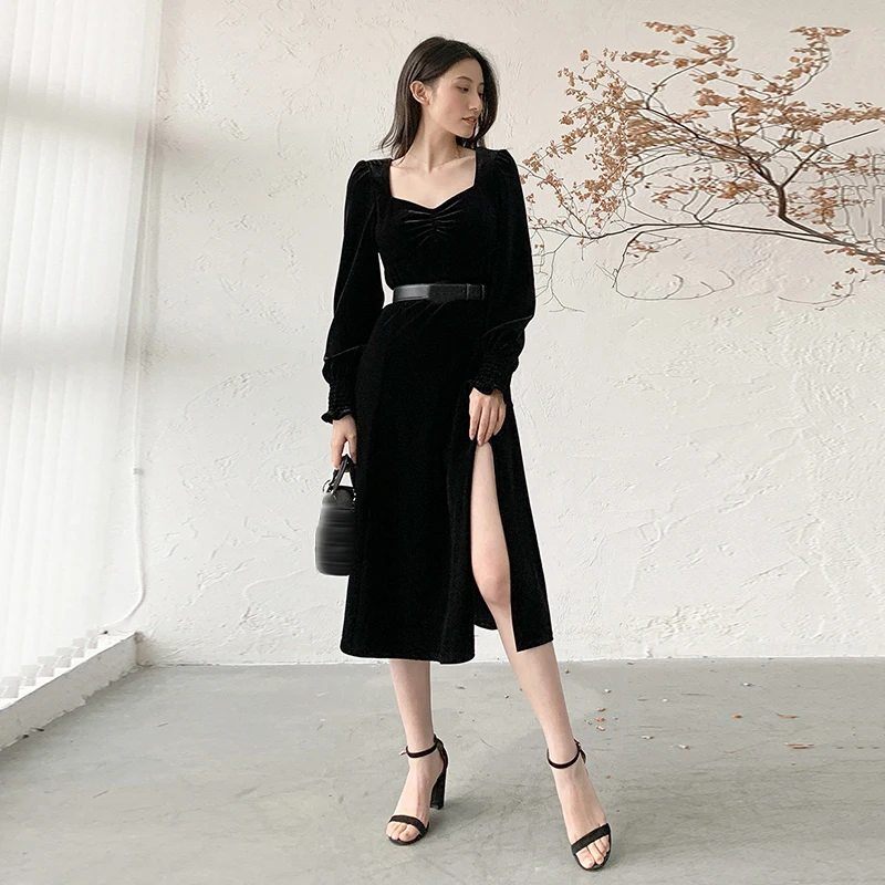 

[EAM] Women Elegant Velvet Black Vent Dress New Square Collar Long Sleeve Loose Fit Fashion Tide Spring Autumn 2021 1DD5009
